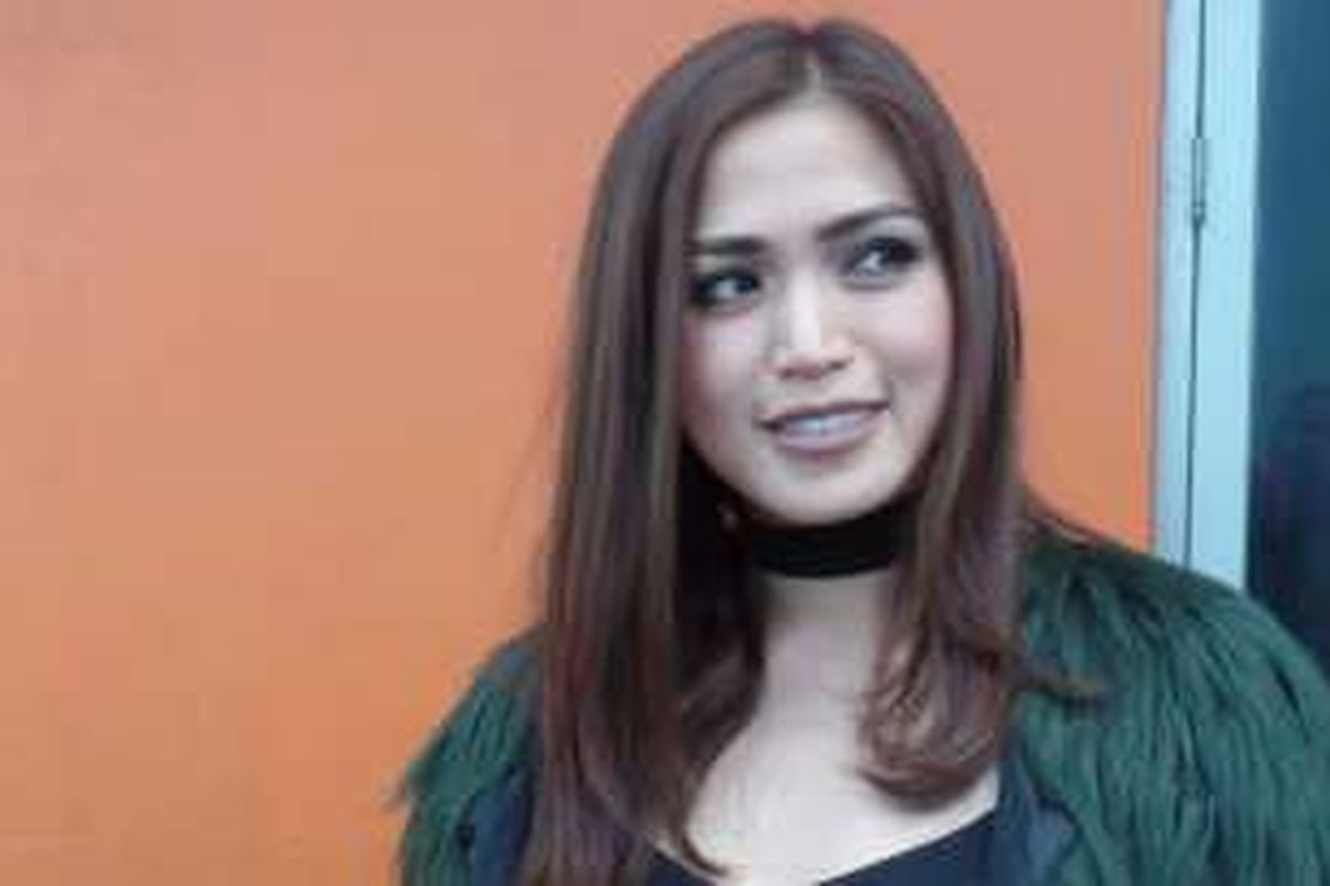 Jessica Iskandar di Studio TransTV, Jakarta Selatan, Kamis (26/5/2016).