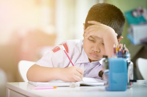 7 Cara Tingkatkan Minat Anak pada Mata Pelajaran Sulit