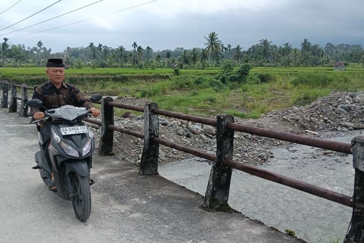 Jembatan Darurat Nagari Anduriang Rampung, Akses Padang Pariaman Berangsur Pulih