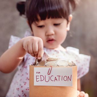 Ilustrasi dana pendidikan. Tips menyiapkan dana pendidikan. Dana pendidikan anak. Cara menyiapkan dana pendidikan anak.
