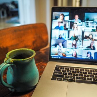 Ilustrasi work from home