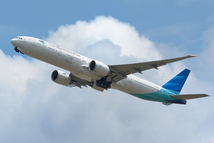 Ilustrasi pesawat Boeing 777-300 yang dioperasikan Garuda Indonesia.