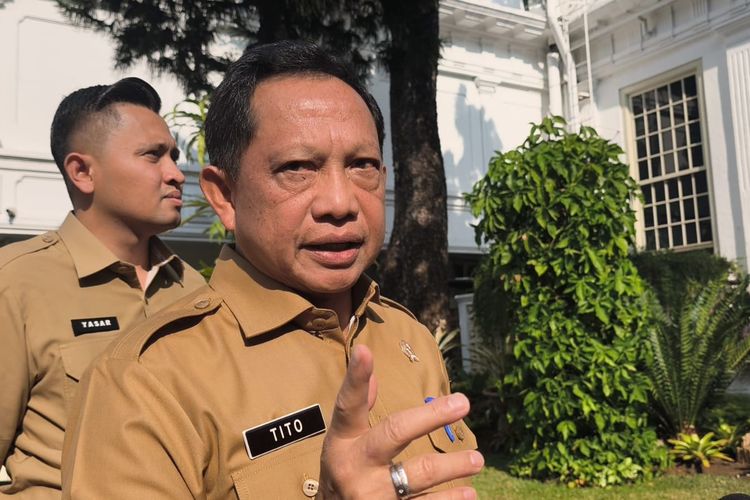 Mendagri Sentil Pemda yang Lambat Salurkan Dana Bantuan Gempa NTT: Ada yang Eman-eman