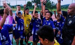 Dari Lapangan Desa, 60 Bocah Solok Selatan Kejar Mimpi Menjadi Pemain Sepak Bola