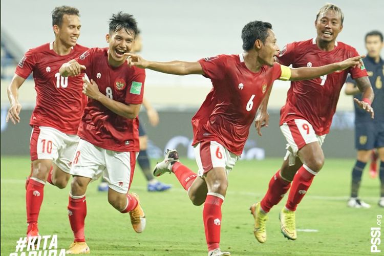 Gelandang timnas Indonesia Evan Dimas merayakan gol ke gawang Thailand pada laga Kualifikasi Piala Dunia 2022 Zona Asia di Dubai, UEA, pada Kamis (3/6/2021) malam WIB.