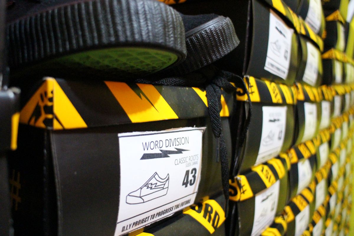 Word Division, sneaker lokal asal Cibaduyut, Bandung, Jawa Barat. 