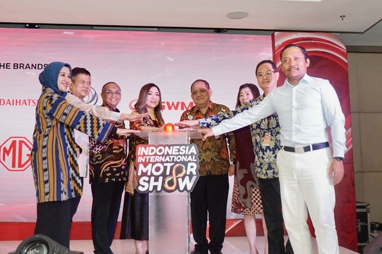 IIMS Surabaya 2025 Jadi Ajang Dorong Ekosistem Otomotif Jawa Timur