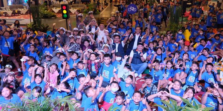 Jasa Raharja meluncurkan program kampanye keselamatan berlalu lintas bersama Road Safety Ranger Kids chapter Denpasar, di Hotel Aston Denpasar, Bali, Minggu (23/7/2023).