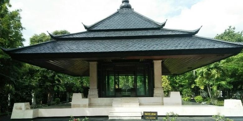 Makam bung Hatta di TPU Tanah Kusir, Jakarta.