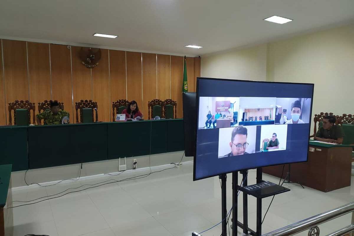 Sidang kasus eksploitasi seksual anak dengan terdakwa seorang pelajar yang menjadi muncikari, di Pengadilan Negeri Jombang, Jawa Timur, Jumat (23/9/2022).