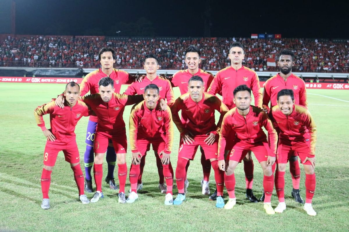 Skuad timnas Indonesia jelang laga keempat kualifikasi Piala Dunia 2022 Zona Asia Grup G melawan Vietnam di Stadion Kapten I Wayan Dipta, Giantar, Bali, Selasa (15/10/2019) malam.
