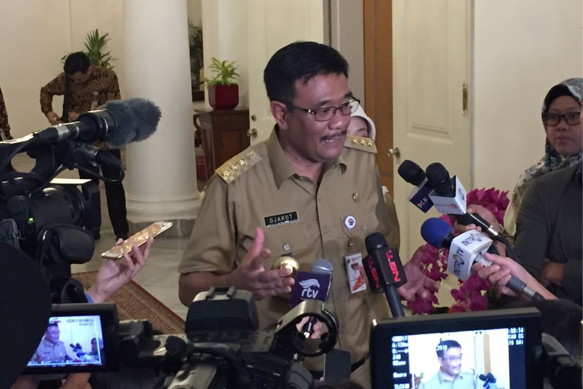 Gubernur DKI Jakarta Djarot Saiful Hidayat saat diwawancara di Balai Kota, Senin (17/7/2017) pagi.