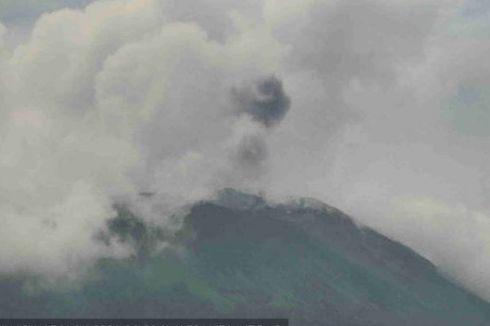 PVMBG: Aktivitas Gunung Ile Lewotolok Masih Level III Siaga