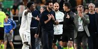 Ruang Ganti Real Madrid Memanas: Alvaro Arbeloa Berselisih dengan 6 Pemain Inti