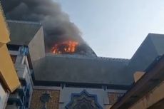 Kubah Masjid Jakarta Islamic Centre Terbakar, Asap Hitam Membubung Tinggi