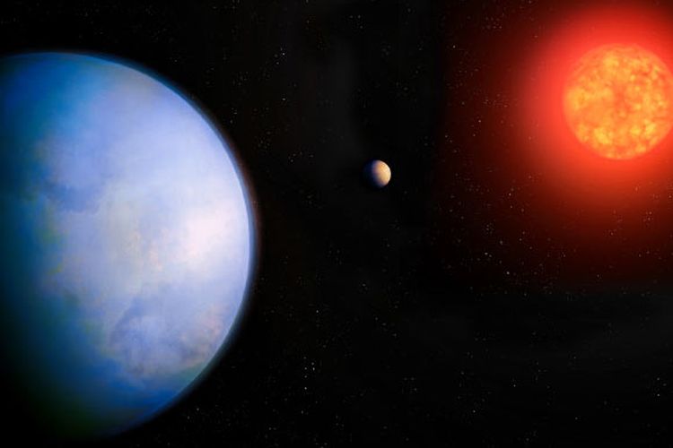 Konsepsi artistik sistem Gliese 251, yang menampilkan Gliese 251c (kiri), bintang induknya (kanan), dan planet Gliese 251b yang telah ditemukan sebelumnya (tengah). 