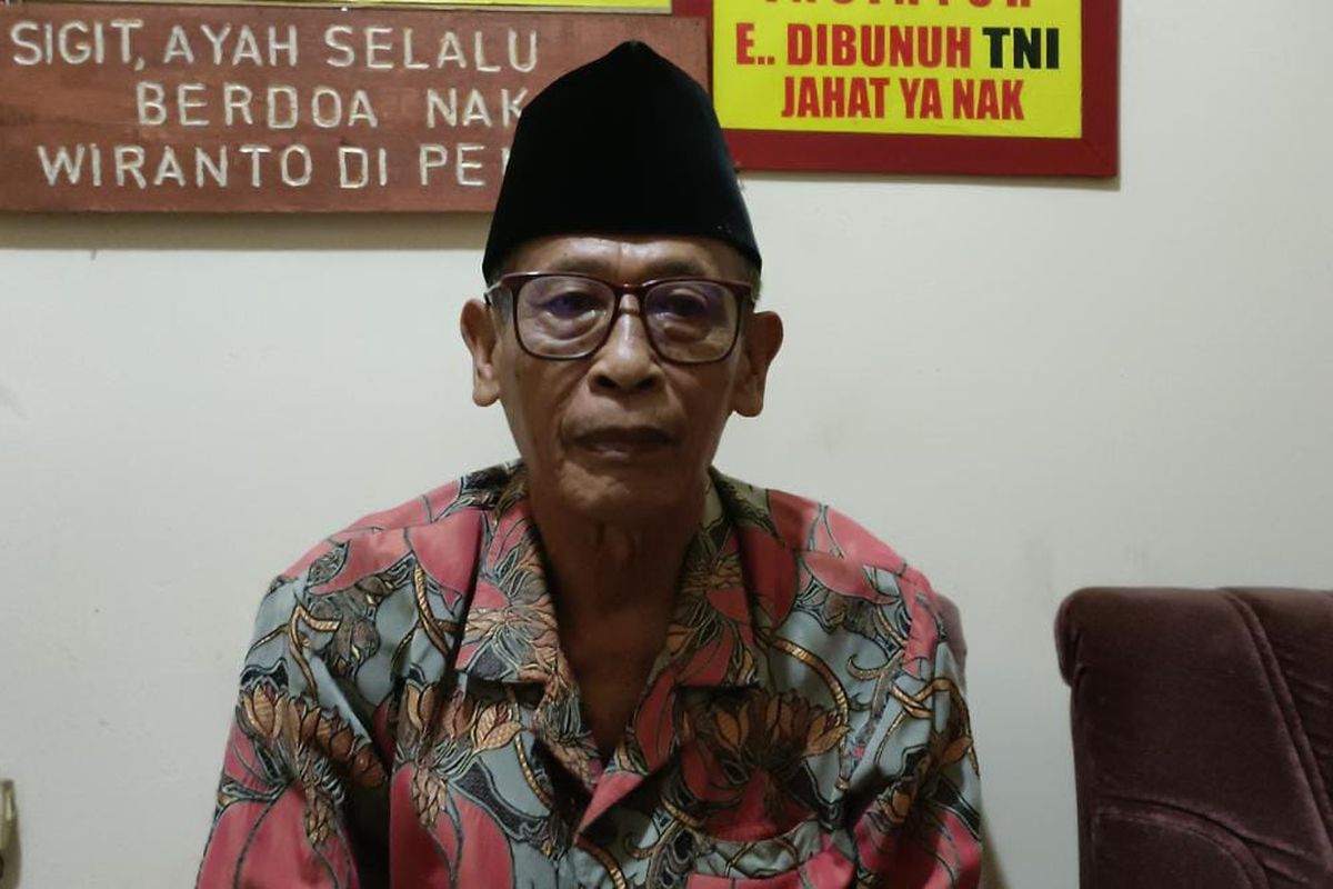 Asih Widodo, ayah dari Sigit Prasetyo, salah satu mahasiswa yang meninggal dunia saat demonstrasi mahasiswa di Semanggi 1998, saat ditemui di kediamannya di bilangan Jakarta Selatan, Kamis (25/5/2023) sore.
