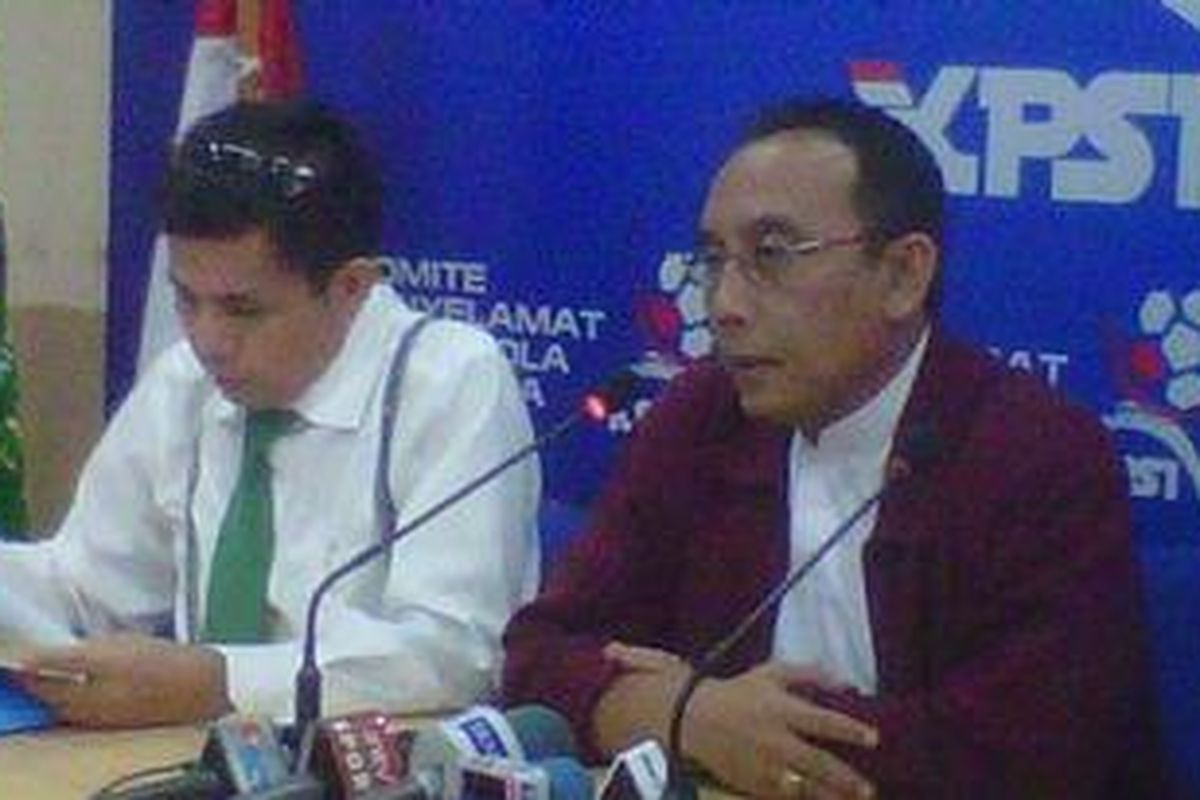 Sekjen KPSI Hinca Panjaitan (kiri) dan Ketua Umum KPSI Toni Apriliani.