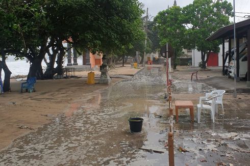 Waspada! Banjir Rob Terjang Pesisir Selatan Bali