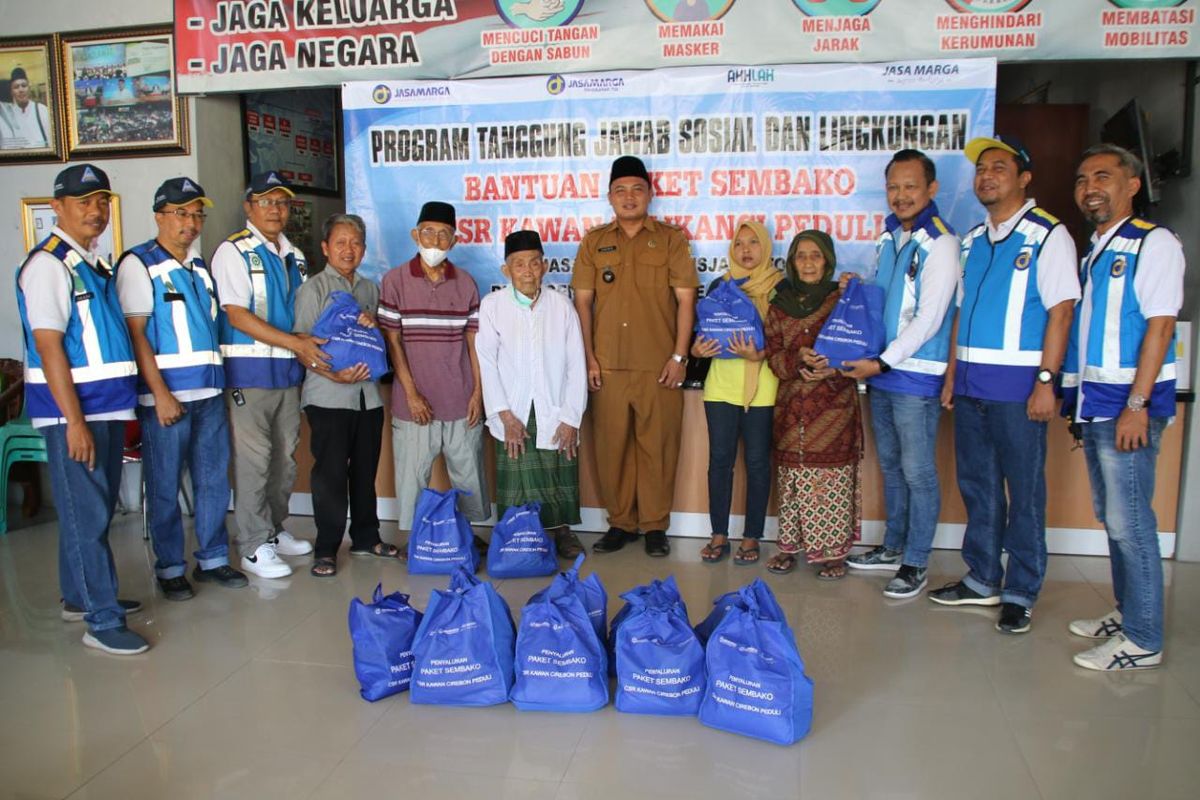 Sebagai bentuk kepedulian serta upaya untuk meringankan beban masyarakat di sekitar Ruas Jalan Tol Palimanan - Kanci, PT Jasamarga Transjawa Tol Representative Office 2 (PT JTT RO2) Ruas Tol Palimanan - Kanci menyalurkan 1.000 paket sembako kepada warga di 10 Kelurahan, diantaranya Kelurahan Ciperna, Kepongpongan, Setupatok, Astanajapura, Banjarwangunan, Pamengkang, Karangasem, Plumbon, Lungbenda dan Argasunya.