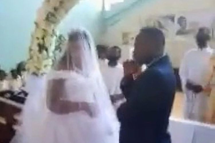 Video Wanita Labrak Pernikahan Mengaku Sebagai Isti Mempelai Pria