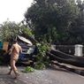 Pohon Tumbang Menimpa Truk di Ampera Jakarta Selatan
