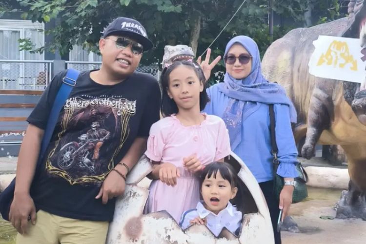 Ira, ASN dengan anak ADHD, kerap dihantui rasa bersalah karena tak selalu hadir utuh untuk anak-anaknya. Perlahan, ia belajar menerima diri.