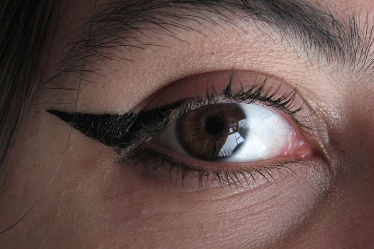 Makeup Artist Beberkan 3 Trik Eyeliner untuk Hooded Eyes