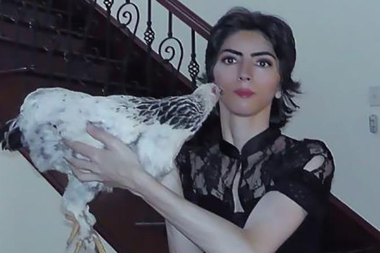 Nasim Aghdam, seorang aktivis vegetarian dan perlindungan hewan yang merupakan pelaku penembakan kantor YouTube. 