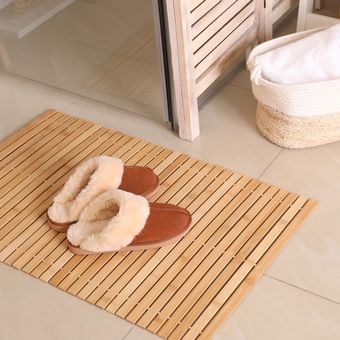 keset kamar mandi dari bambu