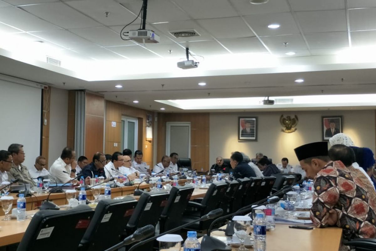 Suasana rapat badan anggaran DPRD DKI membahas rancangan APBD perubahan 2018 di gedung DPRD DKI Jakarta, Jalan Kebon Sirih, Rabu (29/8/2018).