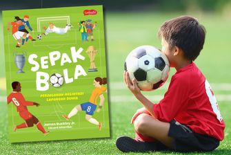 Sepak Bola – Perjalanan Melintasi Lapangan Dunia