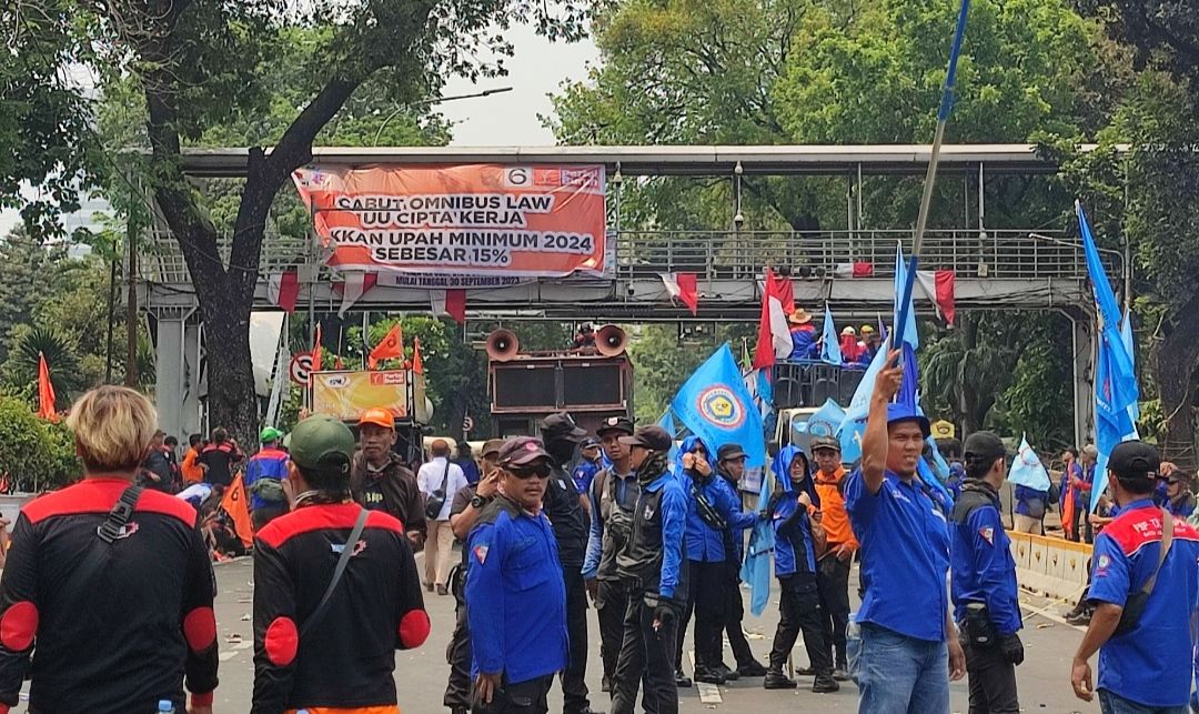 Kawal Demo Buruh di Patung Kuda, Polisi Terjunkan 1.542 Personel