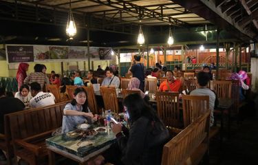 Sate klathak pak pong