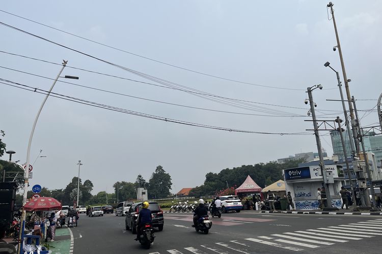 Jelang Demo 28 Oktober: Tugu Tani Jakpus Dijaga Polisi hingga TNI, Lalin Ramai Lancar