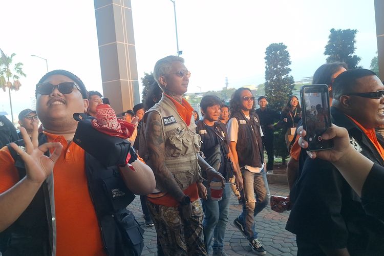 Rapper Young Lex Ikut Dukung Pramono-Rano di Debat Kedua Pilkada di Ancol