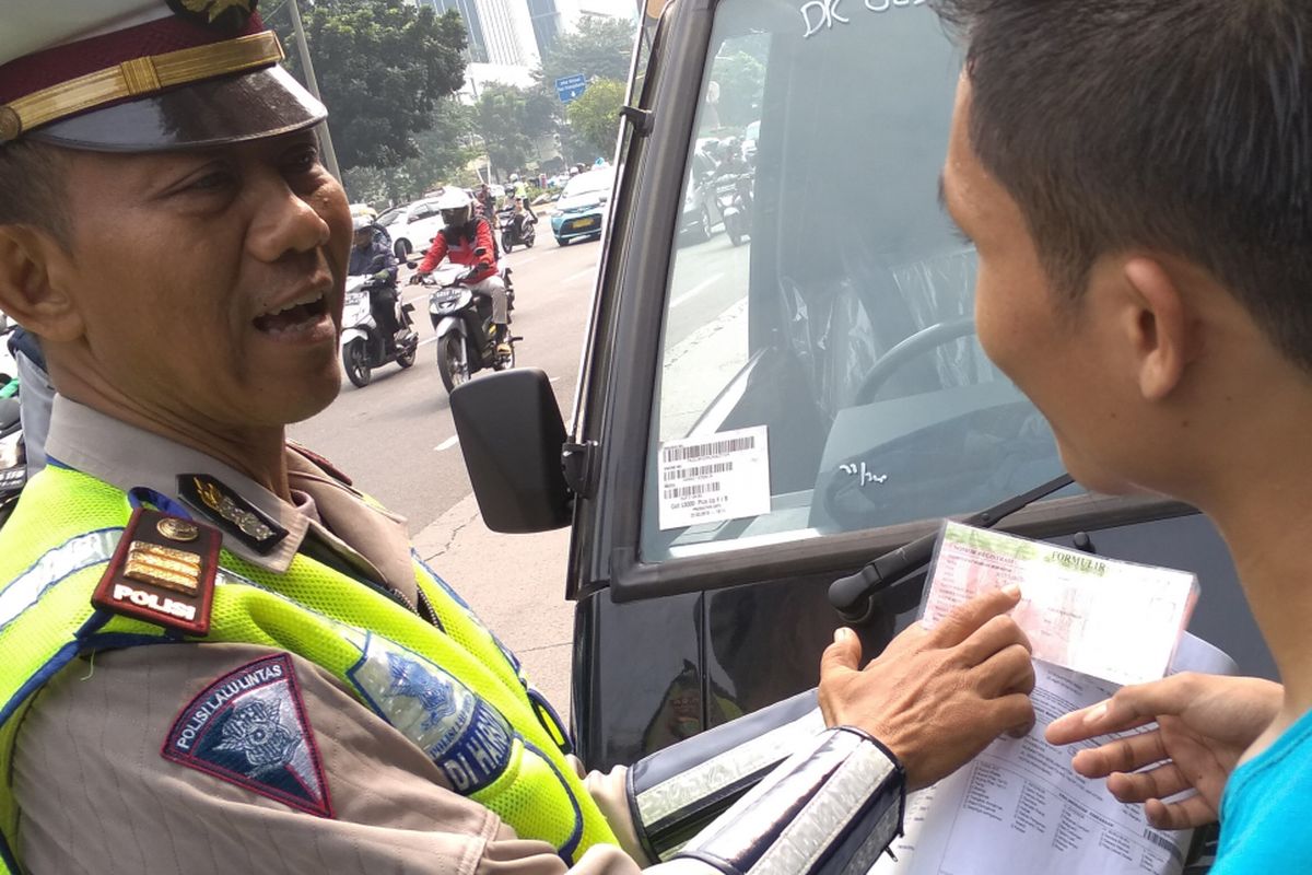 Operasi Patuh Jaya 2018 di DI Panjaitan, Jakarta Timur, Kamis (3/5/2018)