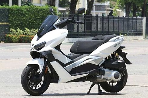 Keeway GT270 Maxi Scooter Lawan Xmax dan Forza