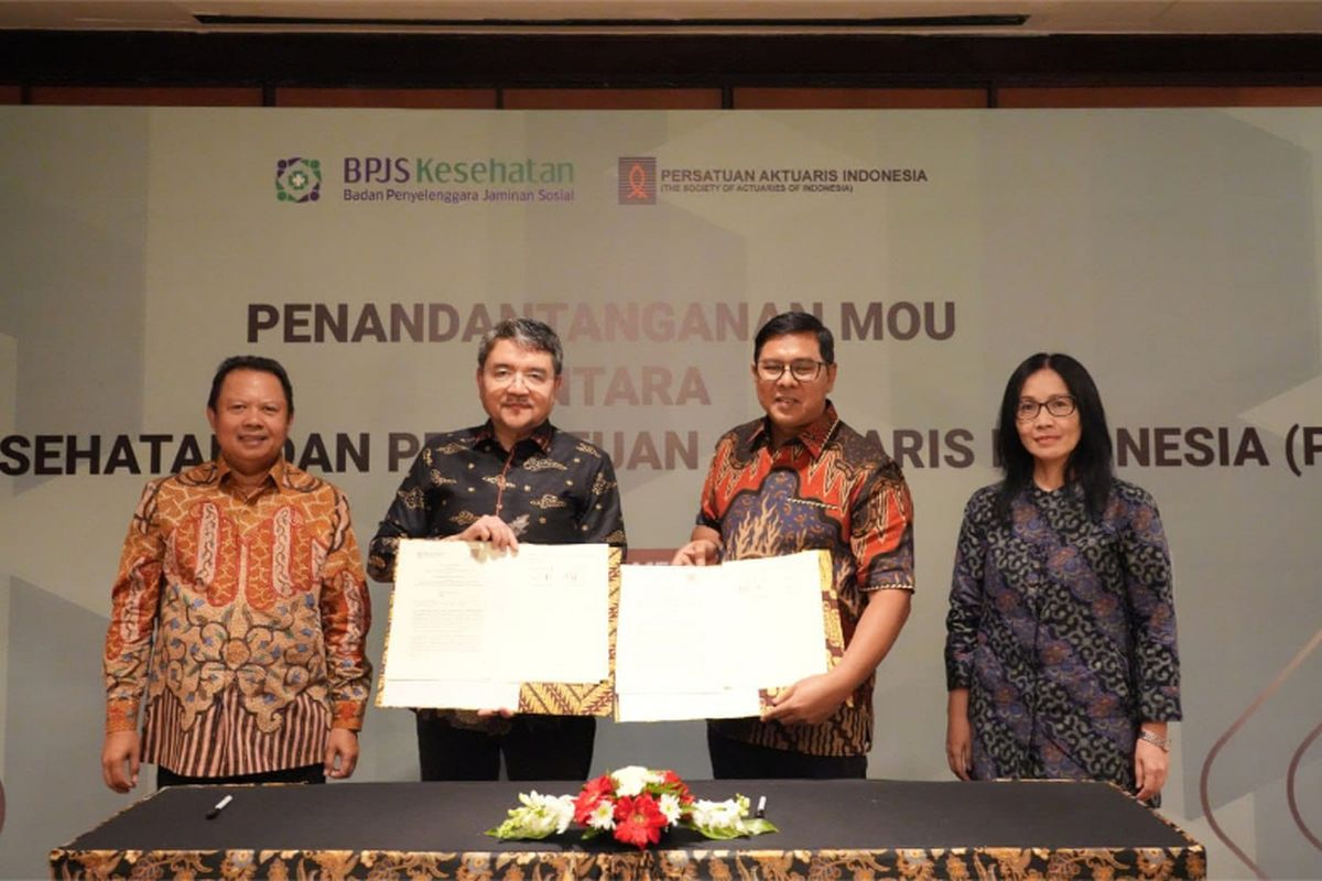 Penandatanganan nota kesepahaman antara BPJS Kesehatan dengan Persatuan Aktuaris Indonesia, Selasa (16/5/2023)