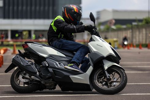 Mesin Lebih Besar, Honda Vario 160 Diklaim Sama Irit Vario 150