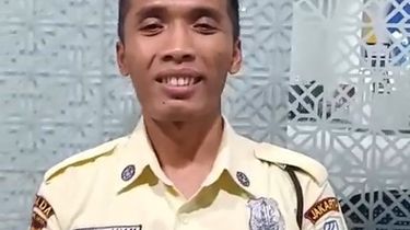 Modal Rp 1 Juta Merantau ke Jakarta, Anam Sabet Rekor MURI sebagai Satpam Penulis Karya Ilmiah