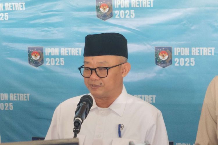 Menteri Pendidikan Dasar dan Menengah, Abdul Mu'ti saat ditemui di Kampus IPDN Jatinangor, Jawa Barat, Rabu (25/6/2025).
