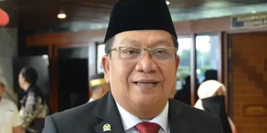 DPR Dorong Pelunasan Biaya Haji 2027 Diperpanjang Jadi Lima Bulan