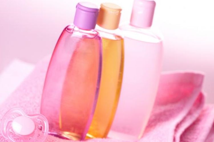 Ingin Manfaatkan Baby Oil Untuk Wajah Begini Baiknya Halaman All Kompas Com