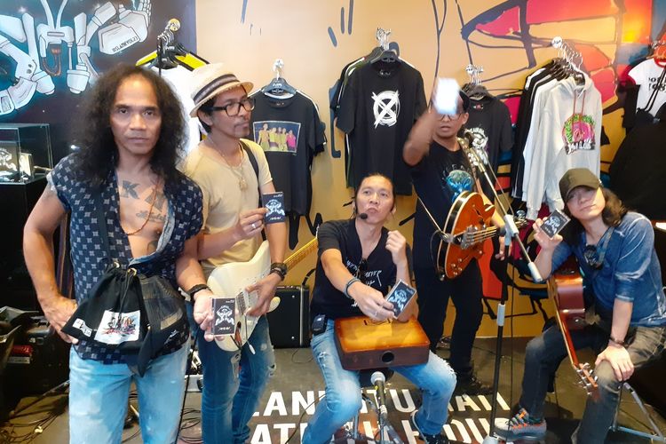 Slank rilis album baru Slanking Forever batch ke-3 di Jakarta Selatan, Kamis (26/12/2019).
