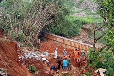 Makam yang Tertimbun Longsor di Depok Mulai Direlokasi