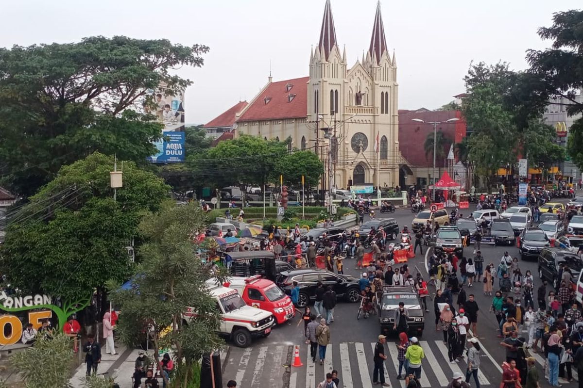 Suasana kawasan Kayutangan di Jalan Jenderal Basuki Rahmat, Kota Malang Jawa Timur beberapa waktu lalu.