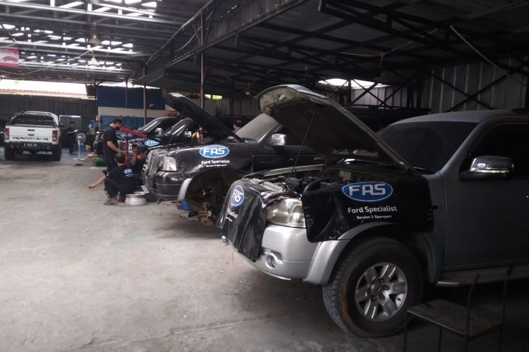 Ford Auto Solution (FAS) di Cirendeu, Tangerang Selatan