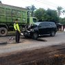 Mobilnya Tabrak Truk Batu Bara yang Berhenti Mendadak, Bupati Merangin Dilarikan ke RS