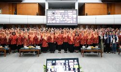 Tri Tito Karnavian Imbau Anggota DWP Kemendagri Bijak Bermedia Sosial